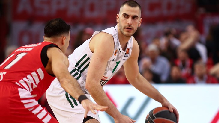 Hezonja vrlo dobar u porazu Reala, Olympiakos slavio u grčkom derbiju