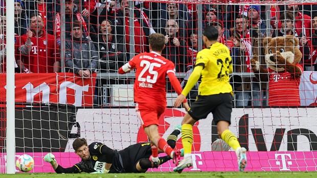 Bayern lakoćom nadigrao dortmundsku Borussiju i vratio se na vrh Bundeslige