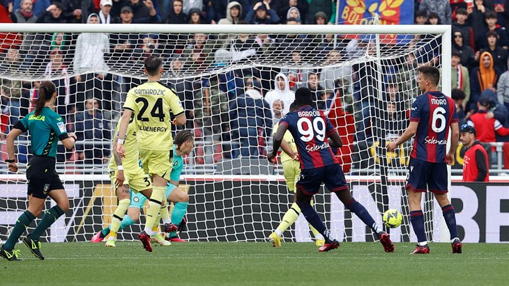 Moro asistirao u remiju Bologne, Badeljova Genoa vratila se iz zaostatka