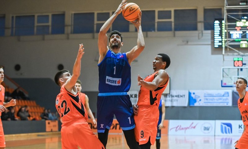Cibona u drugom poluvremenu slomila otpor Šibenke i ponovno visoko slavila