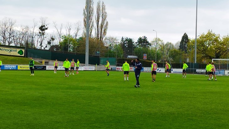 Odlična atmosfera u Švicarskoj: Pjesma navijača nije izostala ni na treningu juniora Hajduka