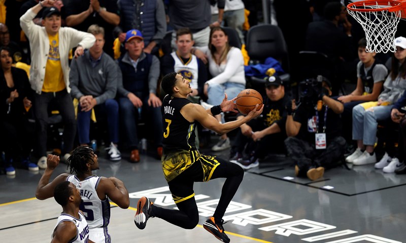 Sixersi na pragu prolaza, Warriorsi upisali prvu pobjedu protiv Kingsa