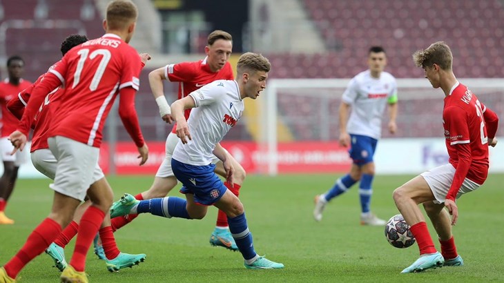 Nije bilo snage za još jedan korak: Juniori Hajduka poraženi u finalu Lige prvaka mladih