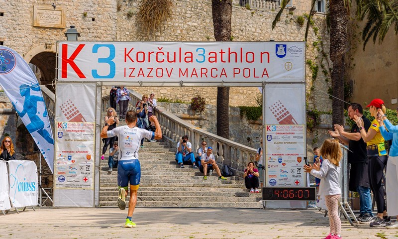 Andrej Vištica na Korčuli osvojio 12. naslov prvaka Hrvatske u triatlonu