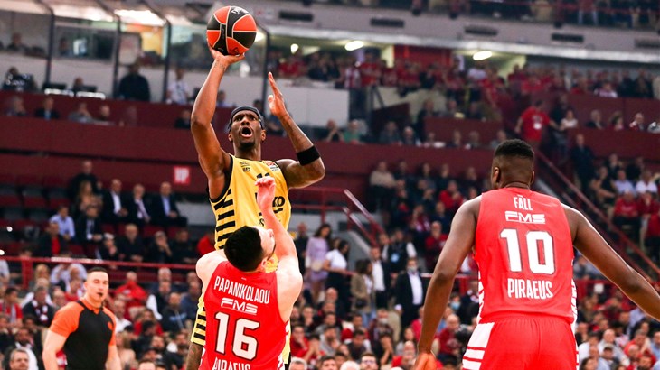 Barcelona i Olympiakos bez većih problema do pobjeda u prvim susretima četvrtfinala Eurolige