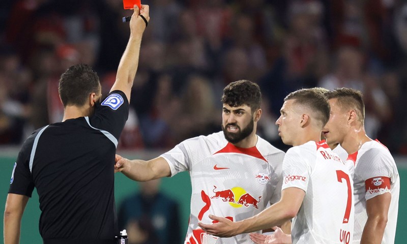 Gvardiol isključen, Olmo briljirao, Leipzig visokom pobjedom do finala DFB Pokala