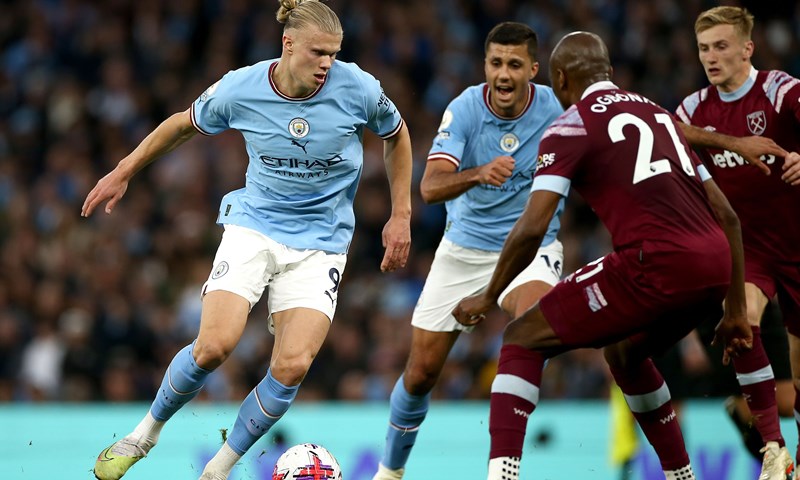 Manchester City i rekordni Haaland preko West Hama do vrha