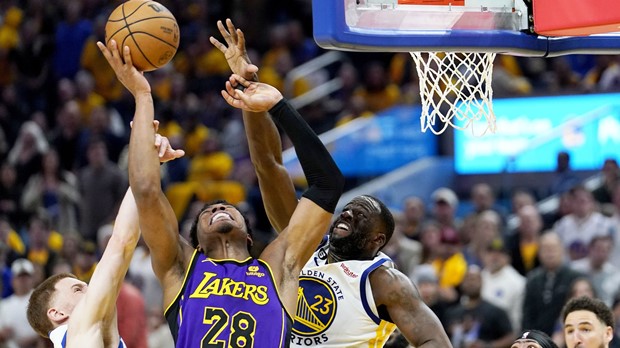 Lakersi večeras imaju šansu doći na korak do finala Zapada