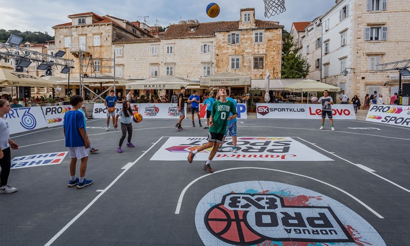 [VIDEO] Završen novi natjecateljski dan Pro Toura 3×3 u Umagu
