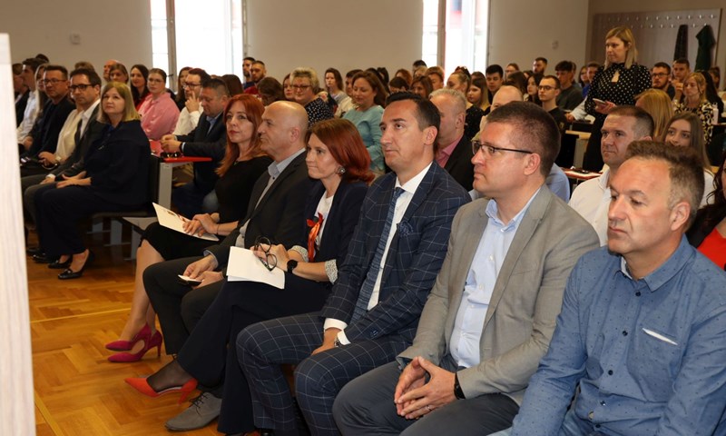 Održan simpozij sportske medicine "Pokaži srce": 'Svakih šest mjeseci potrebno je raditi preventivne preglede'