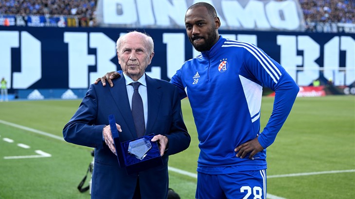 Još jedan povratak u Dinamo, ponovno potpisao Theophile-Catherine