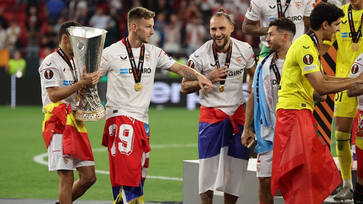 Rakitić ostao bez trenera, Mendilibar dobio otkaz