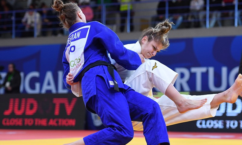 Katarina Krišto zlatna, Iva Oberan brončana na Grand Prixu u Tadžikistanu