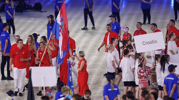 Svečano otvorene Europske igre, hrvatsku zastavu nosili Ćaćić i Neveščanin