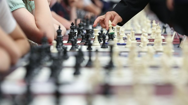 Skandalozno ponašanje prvaka kineskog šaha priskrbilo mu jednogodišnju suspenziju