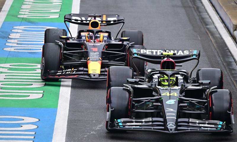 Verstappen najbrži u kvalifikacijama i u Silverstoneu, McLaren jako dobar