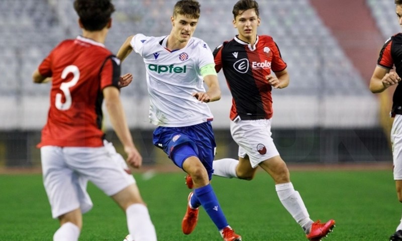 Hajduk i Varaždin dogovorili transfer mladog braniča, Letaj ide na posudbu