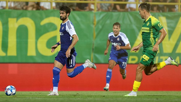 SAŽETAK: Dinamo projurio Pulom i atraktivnim golovima uzeo prve bodove ove sezone