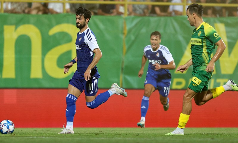 SAŽETAK: Dinamo projurio Pulom i atraktivnim golovima uzeo prve bodove ove sezone
