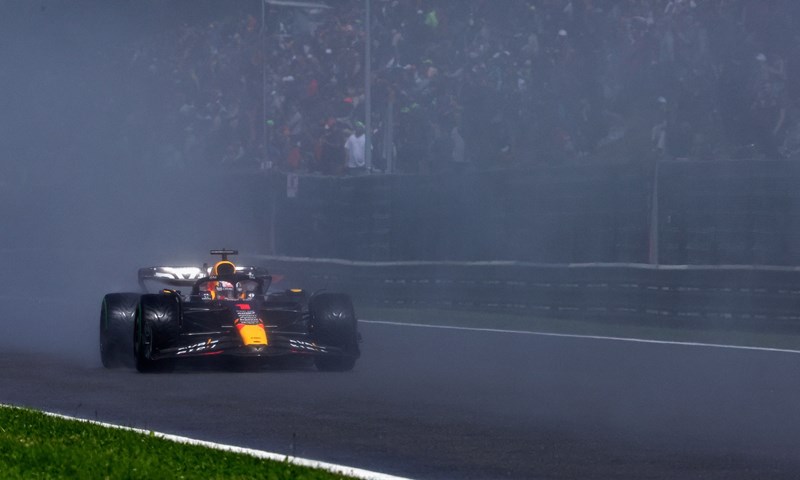 Rijetko viđena dominacija: Nedodirljivi Max Verstappen upisao čak osmu uzastopnu pobjedu