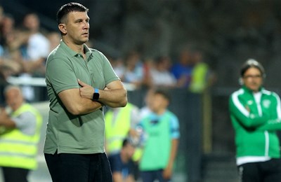 Jakirović nakon poraza od Chelseaja: 'Rekao sam Liamu Rosenioru da smo zaslužili gol i složio se'