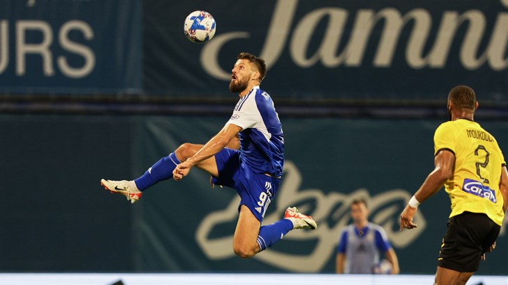 Veliki pad Dinama u drugom poluvremenu, AEK nosi prednost u Atenu