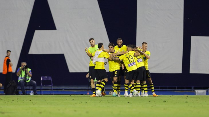 AEK slavio u burnom derbiju kod Panathinaikosa i nanio mu prvi poraz