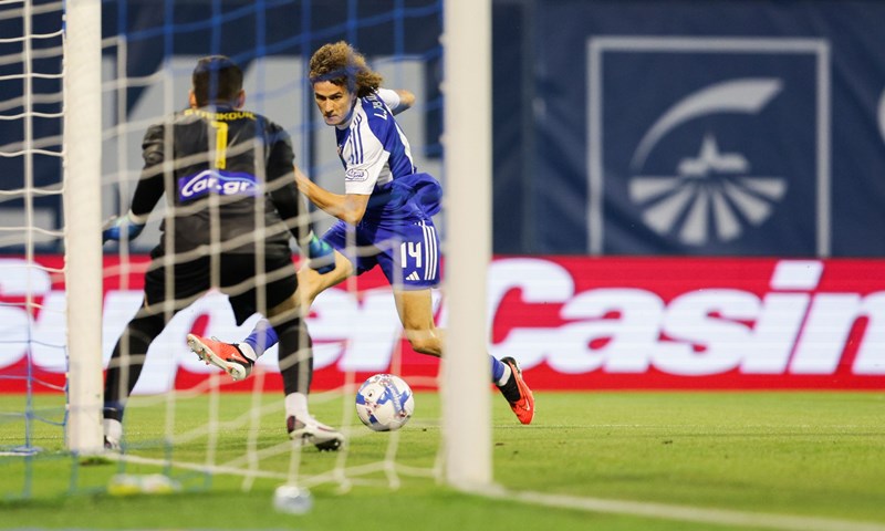 Ipak pada dogovor s Grcima: Dinamo prodaje univerzalca u atenski AEK