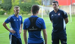 FOTO: Jakirović i Stojković odradili prvi trening s Dinamovom momčadi