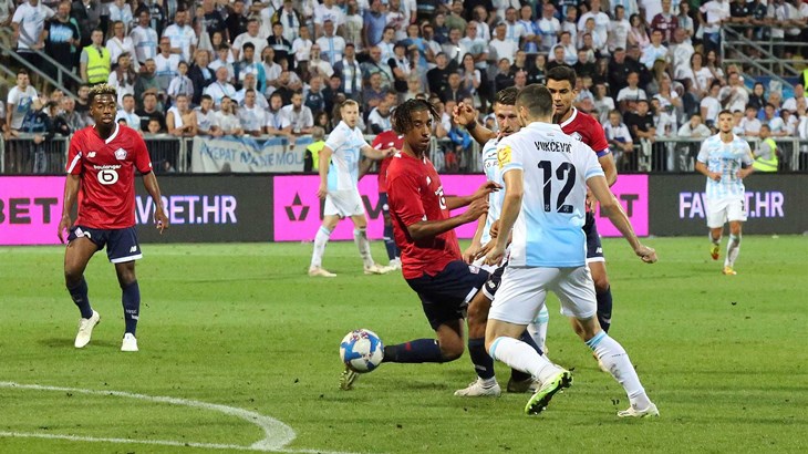 SAŽETAK: Rijeka u fantastičnoj atmosferi pokazala da može i s puno jačima