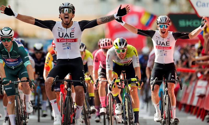 Vuelta: Molano slavio u 12. etapi, Kuss čvrsto drži crvenu majicu