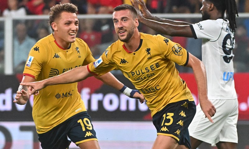 Napoli izvukao bod kod Genoe, Badelj odigrao vrlo dobro