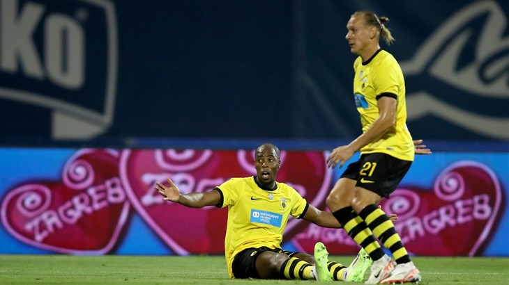 U Hajduku trljaju ruke: AEK poražen u Armeniji, vratar Ognjen Čančarević zabio mu s gola na gol