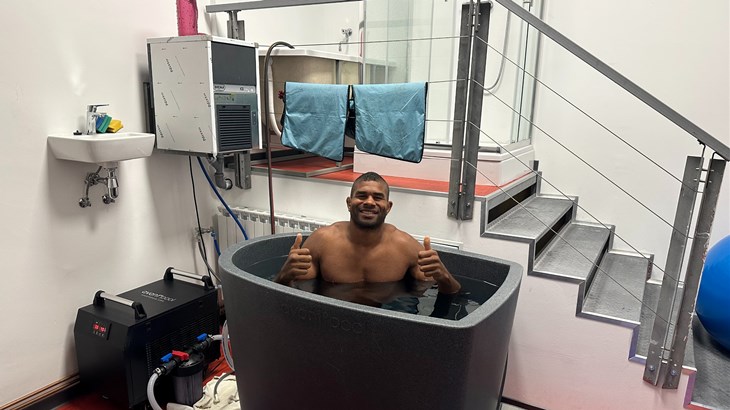 FANATIK: Overeem posjetio taekwondo klub Marjan te najavio dolazak Tysona i Holyfielda