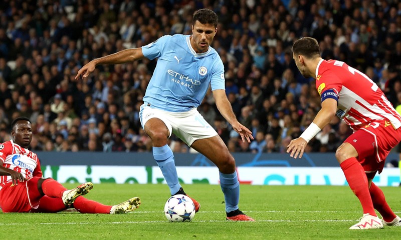 Crvena zvezda vodila na odmoru, Manchester City ipak slavio u večeri u kojoj će pamtiti promašaje