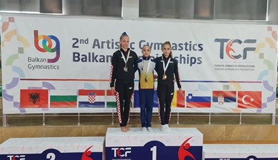 Prpić se vraća s pet medalja s Prvenstva Balkana, Kenđel osvojio srebro, a Gašparin broncu