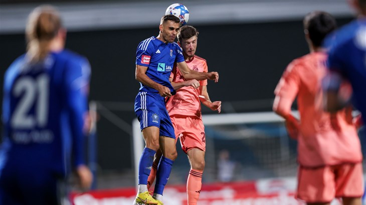 Hat-trick probuđenog Drmića i nova sjajna predstava mladog Vidovića u laganoj pobjedi Dinama