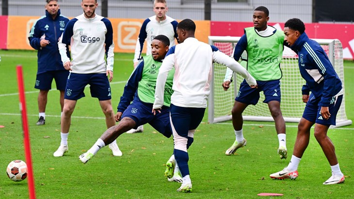 Ajax traži izlaz iz krize na gostovanju kod AEK-a