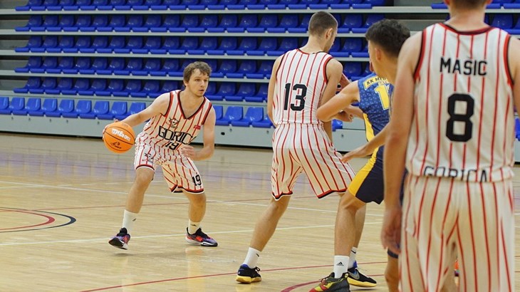 Košarkaši Gorice predstavljaju se svojim navijačima u kup susretu protiv Larusa