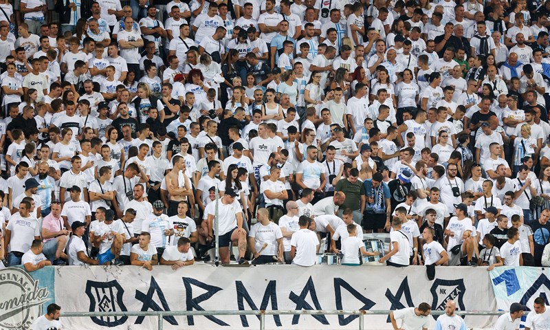 FANATIK: Navijači Rijeke izglasali dres za sljedeću sezonu