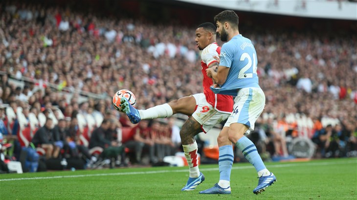 Arsenalu šahovska bitka protiv Cityja, Martinelli za tri boda