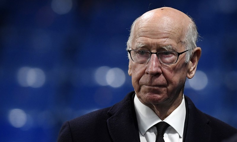 Manchester United uoči susreta s Kopenhagenom odaje počast Bobbyju Charltonu