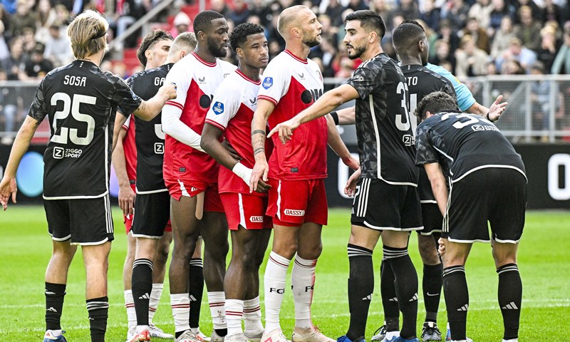 Šutalu drugo poluvrijeme u pobjedi Ajaxa, Ivanušec igrao u porazu Feyenoorda