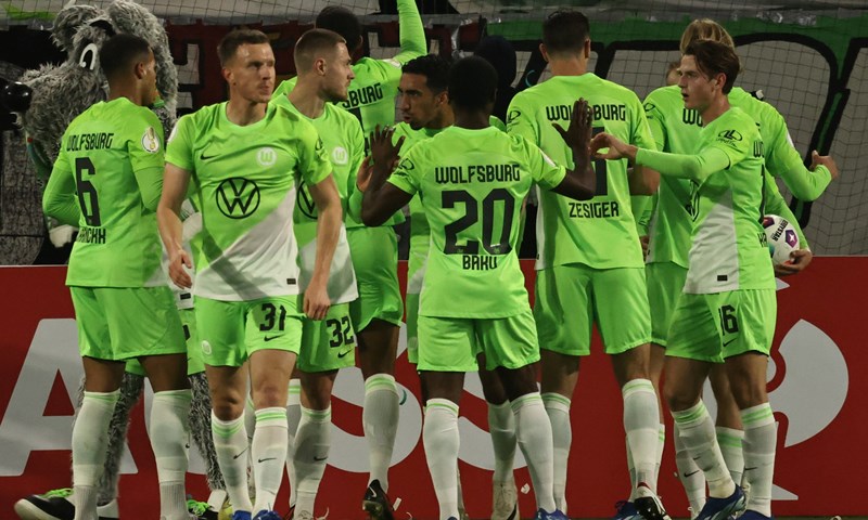 Kovačev Wolfsburg izbacio dvostrukog branitelja naslova