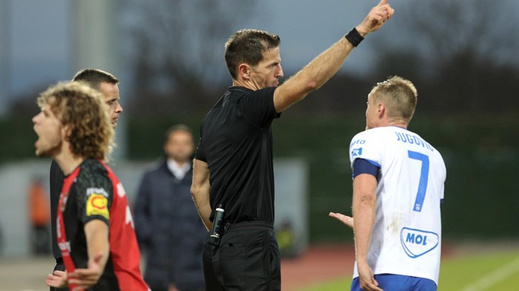 [VIDEO] Prva sporna situacija, nema kaznenog udarca nakon starta na Mierezu