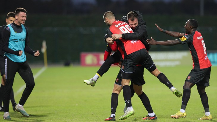 [VIDEO] Krasno dodavanje Ndockyta i mirna realizacija Solde