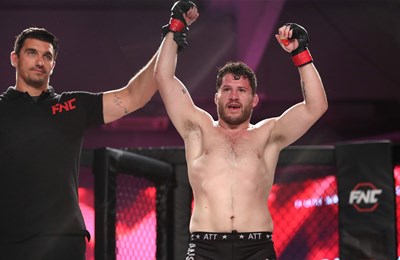 Novi borilački spektakl u Areni Zagreb: Francisco 'Croata' Barrio bori se protiv UFC veterana Ronyja Jasona