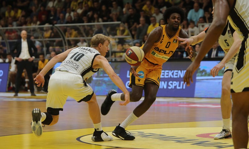 Partizan vrlo lako do visoke pobjede na gostovanju kod Splita