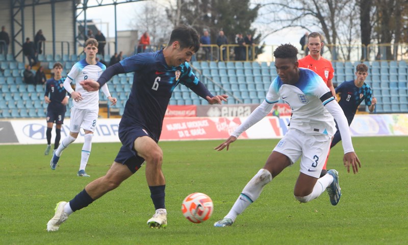Hrvatska U-17 reprezentacija u Karlovcu visoko poražena od Engleza
