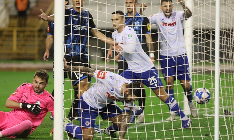 Hajduk nastavlja s pobjedama: Nikola Kalinić i 16-godišnjak za petardu u mreži Mađara